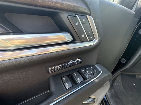 New 2026 Chevrolet Silverado 1500 High Country w/ Midnight Edition image 24
