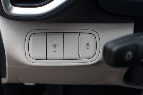 New 2025 Hyundai Venue Limited image 16