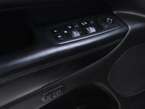 Used 2018 Jeep Grand Cherokee Limited image 26