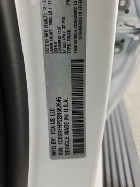 New 2025 RAM 1500 Limited image 27