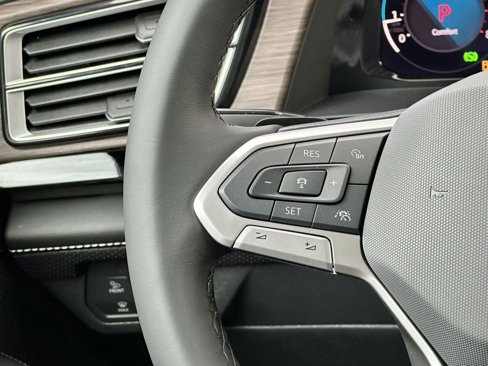 New 2025 Volkswagen Atlas SEL Premium R-Line image 16