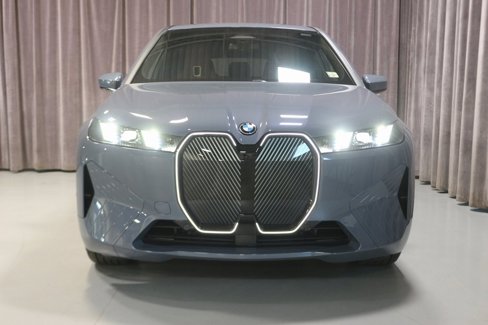 New 2026 BMW iX xDrive45 image 6