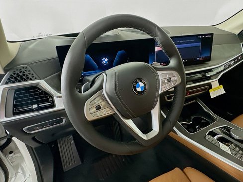 New 2026 BMW X7 xDrive40i image 15