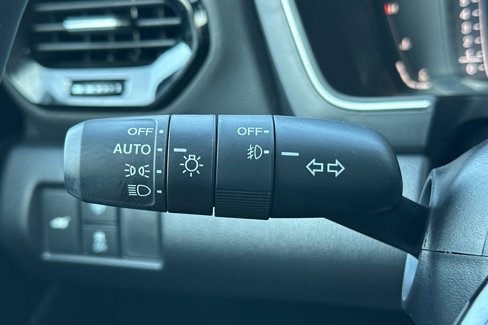 Used 2025 Honda Pilot Elite image 34