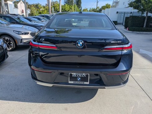 New 2025 BMW i7 eDrive50 w/ Premium Package image 5