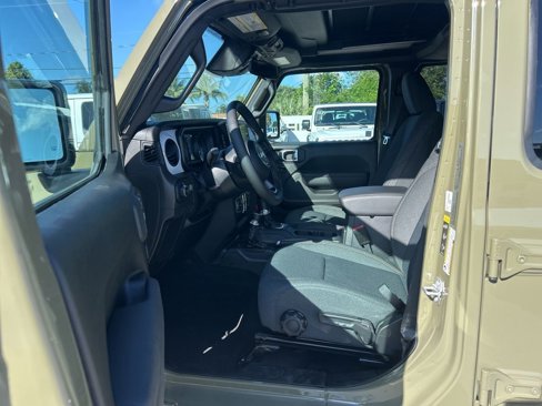 New 2025 Jeep Wrangler Sport S image 10