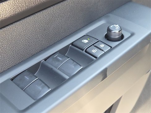 New 2026 Toyota Tundra SR image 18