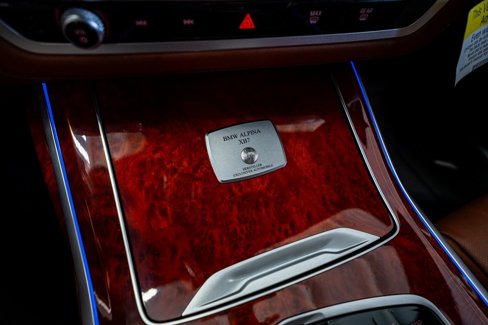 Used 2024 BMW ALPINA XB7 image 54