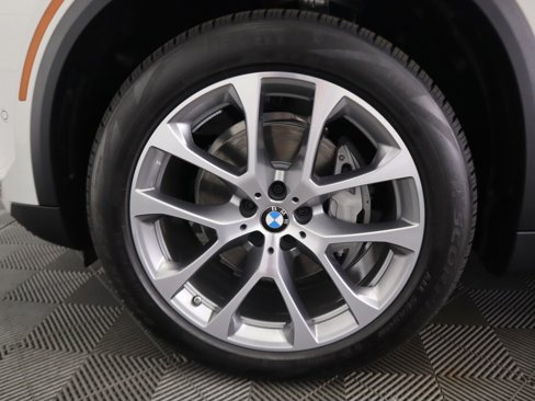 Used 2025 BMW X5 sDrive40i image 31