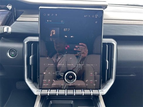 New 2026 GMC Acadia Elevation image 18