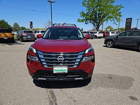 New 2025 Nissan Rogue Platinum image 2