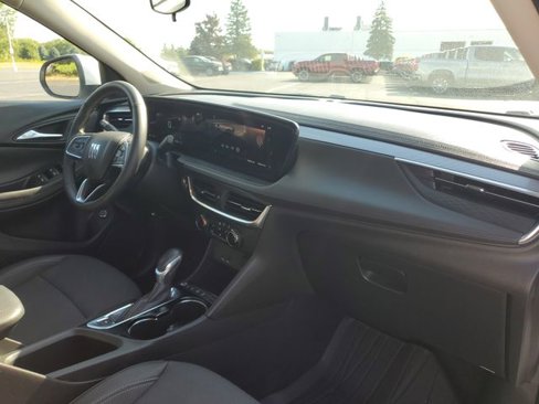 Certified 2024 Buick Encore GX Preferred w/ Comfort Package image 27