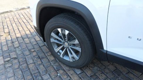 New 2026 Chevrolet Equinox LT w/ Convenience Package II image 8