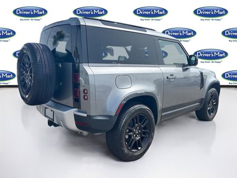 Used 2024 Land Rover Defender 90 S image 8