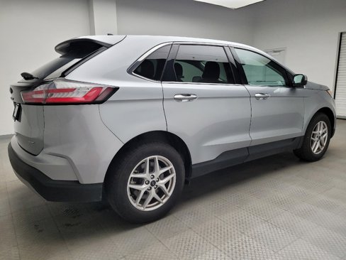 Used 2024 Ford Edge SEL image 10