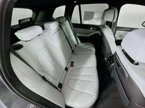 New 2026 BMW X5 xDrive40i w/ M Sport Package image 35