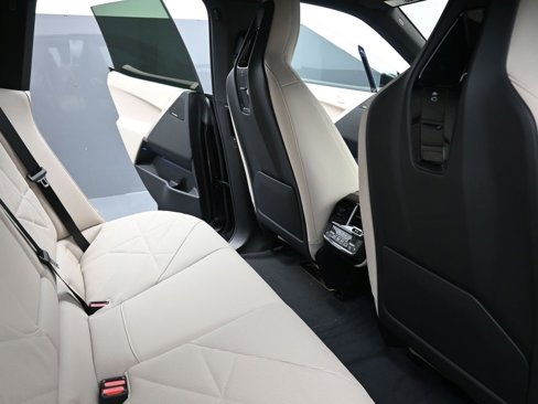 New 2026 BMW iX xDrive45 image 22
