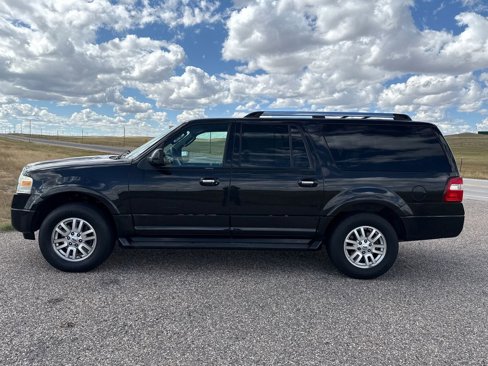 Used 2013 Ford Expedition EL Limited image 2