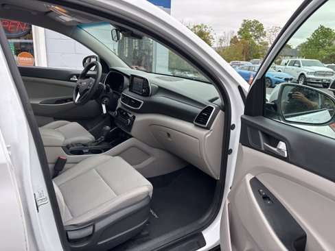 Used 2019 Hyundai Tucson SE w/ Cargo Package image 8