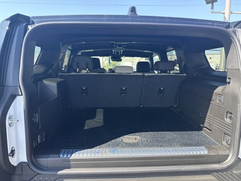 New 2026 GMC Hummer EV SUV image 26