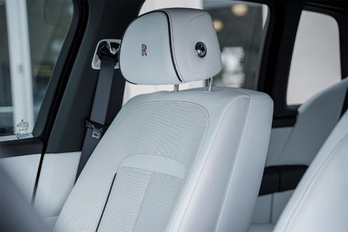 New 2025 Rolls-Royce Cullinan image 23