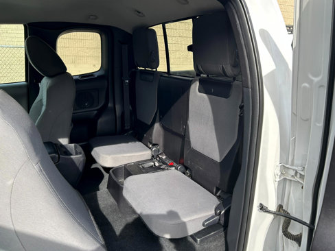 Used 2020 Toyota Tacoma SR w/ SX Package image 12