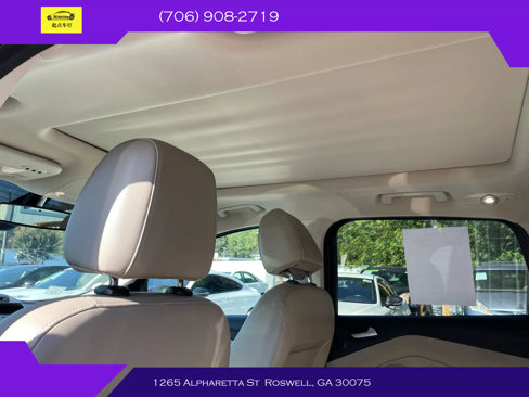 Used 2017 Ford Escape Titanium image 14