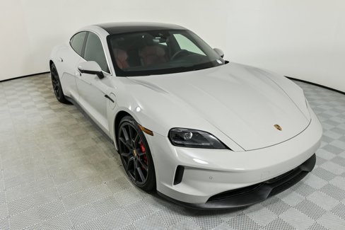 New 2025 Porsche Taycan 4S image 26