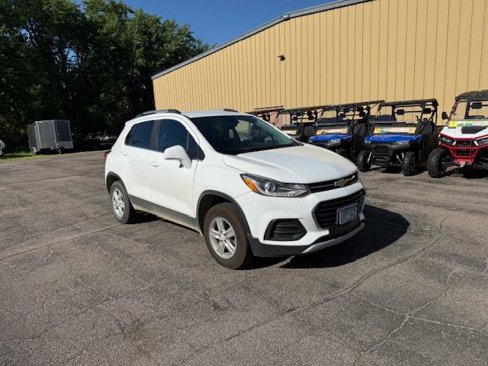 Used 2017 Chevrolet Trax LT image 3