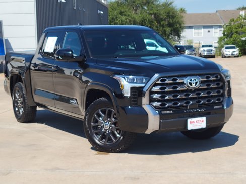 Used 2023 Toyota Tundra Platinum image 2
