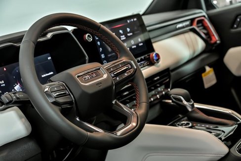 New 2026 GMC Canyon AT4X image 11