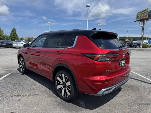 New 2025 Mitsubishi Outlander SEL image 5