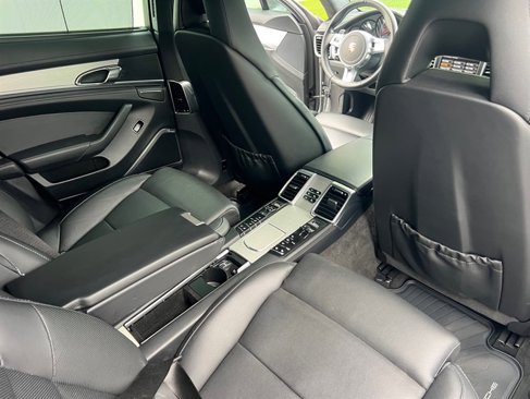 Used 2012 Porsche Panamera Turbo image 29