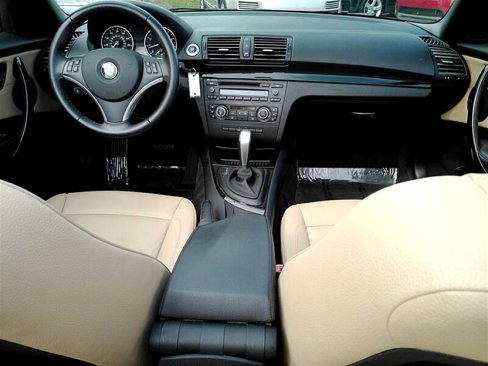 Used 2010 BMW 135i Convertible image 14