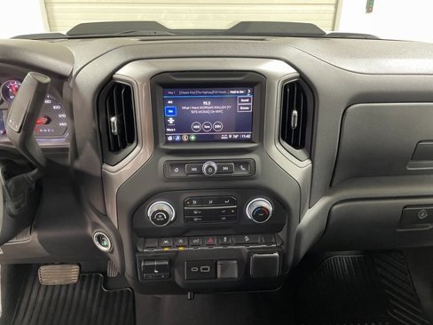 Used 2024 Chevrolet Silverado 1500 Custom Trail Boss image 16