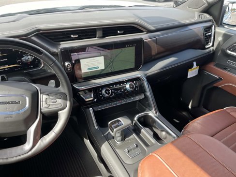 New 2026 GMC Sierra 1500 Denali Ultimate image 16