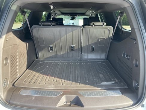 Used 2023 GMC Yukon XL Denali w/ Advanced Technology Package image 29