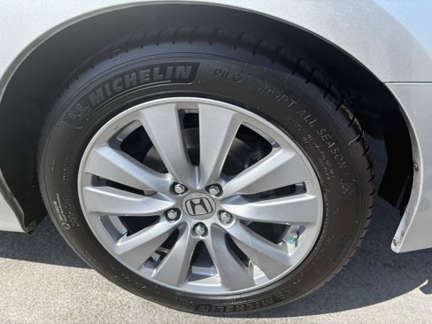 Used 2012 Honda Accord EX-L image 12