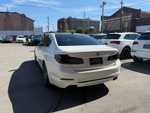 Used 2018 BMW 540i w/ Premium Package image 4