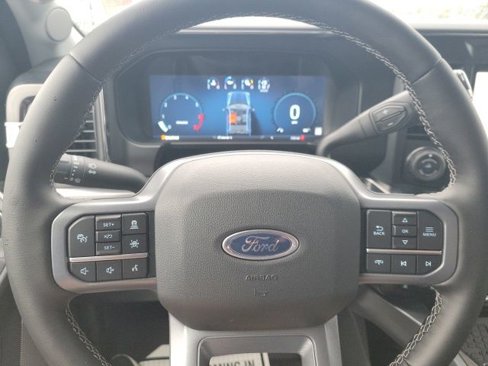 New 2026 Ford F250 4x4 Crew Cab Super Duty image 19