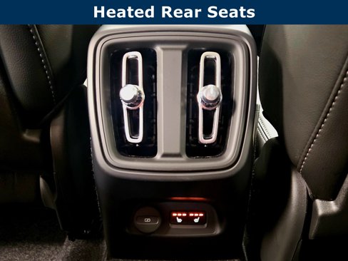 New 2026 Volvo XC40 B5 Plus w/ Protection Package Premier image 34