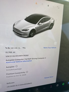 Used 2022 Tesla Model S image 4