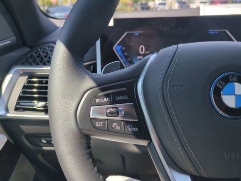 New 2026 BMW X5 xDrive50e image 26