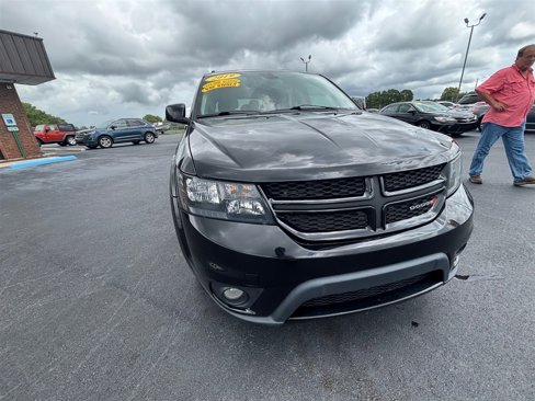 Used 2019 Dodge Journey SE image 8