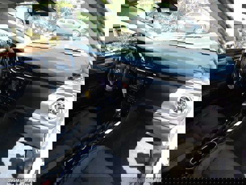 Used 2019 Toyota Corolla SE image 43