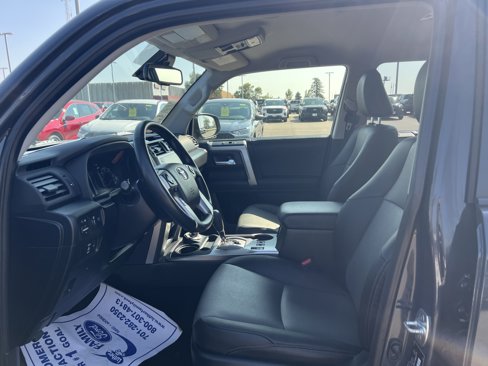 Used 2024 Toyota 4Runner SR5 Premium image 18