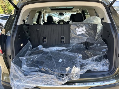 New 2025 Subaru Ascent Limited image 8