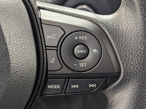 Used 2022 Toyota Corolla LE w/ LE Convenience Package image 19