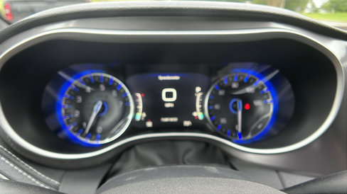 New 2026 Chrysler Pacifica Select image 26