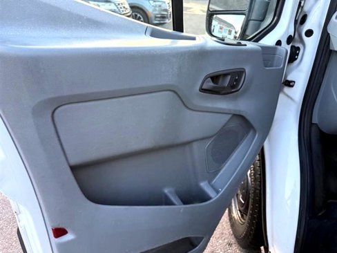 Used 2016 Ford Transit 250 130 Low Roof image 30